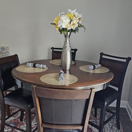 コンコード Charming & Spacious 3Br Houseヴィラ エクステリア 写真