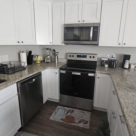 コンコード Charming & Spacious 3Br Houseヴィラ エクステリア 写真
