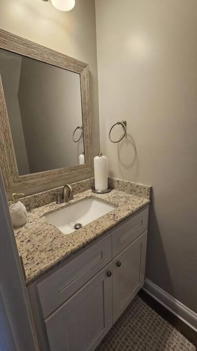 コンコード Charming & Spacious 3Br Houseヴィラ エクステリア 写真