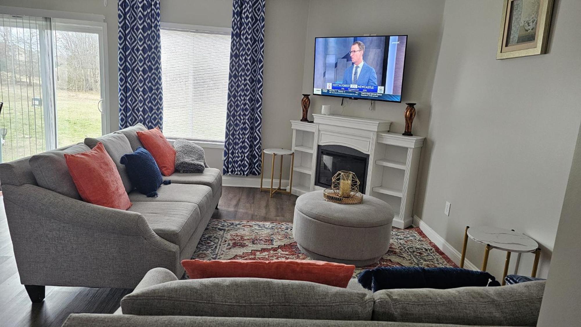 コンコード Charming & Spacious 3Br Houseヴィラ エクステリア 写真